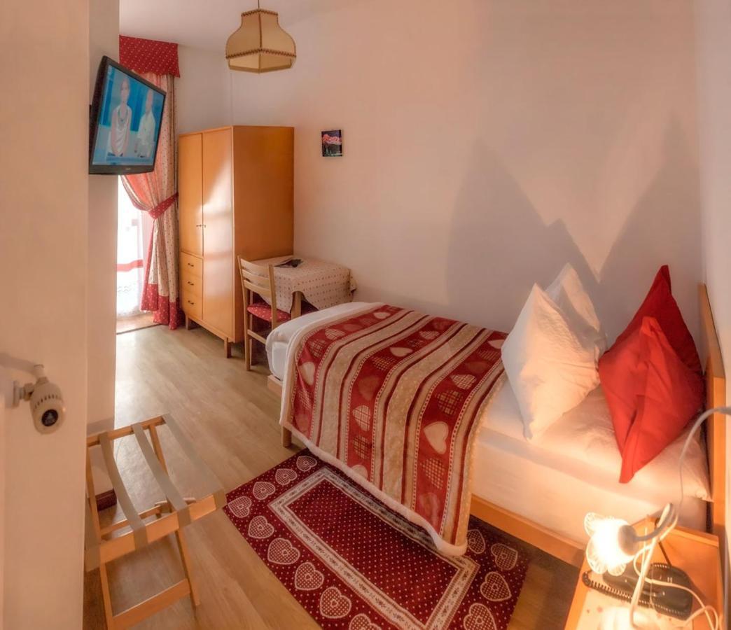 Hotel Garni Suisse San Martino Di Castrozza Luaran gambar